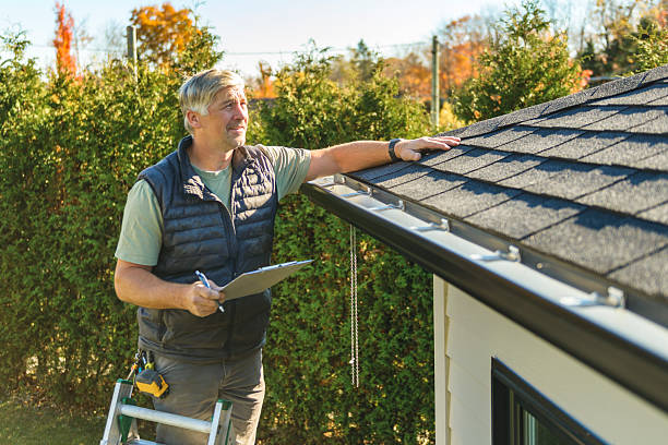 Professional Roofing technician working in Hilltop, MN